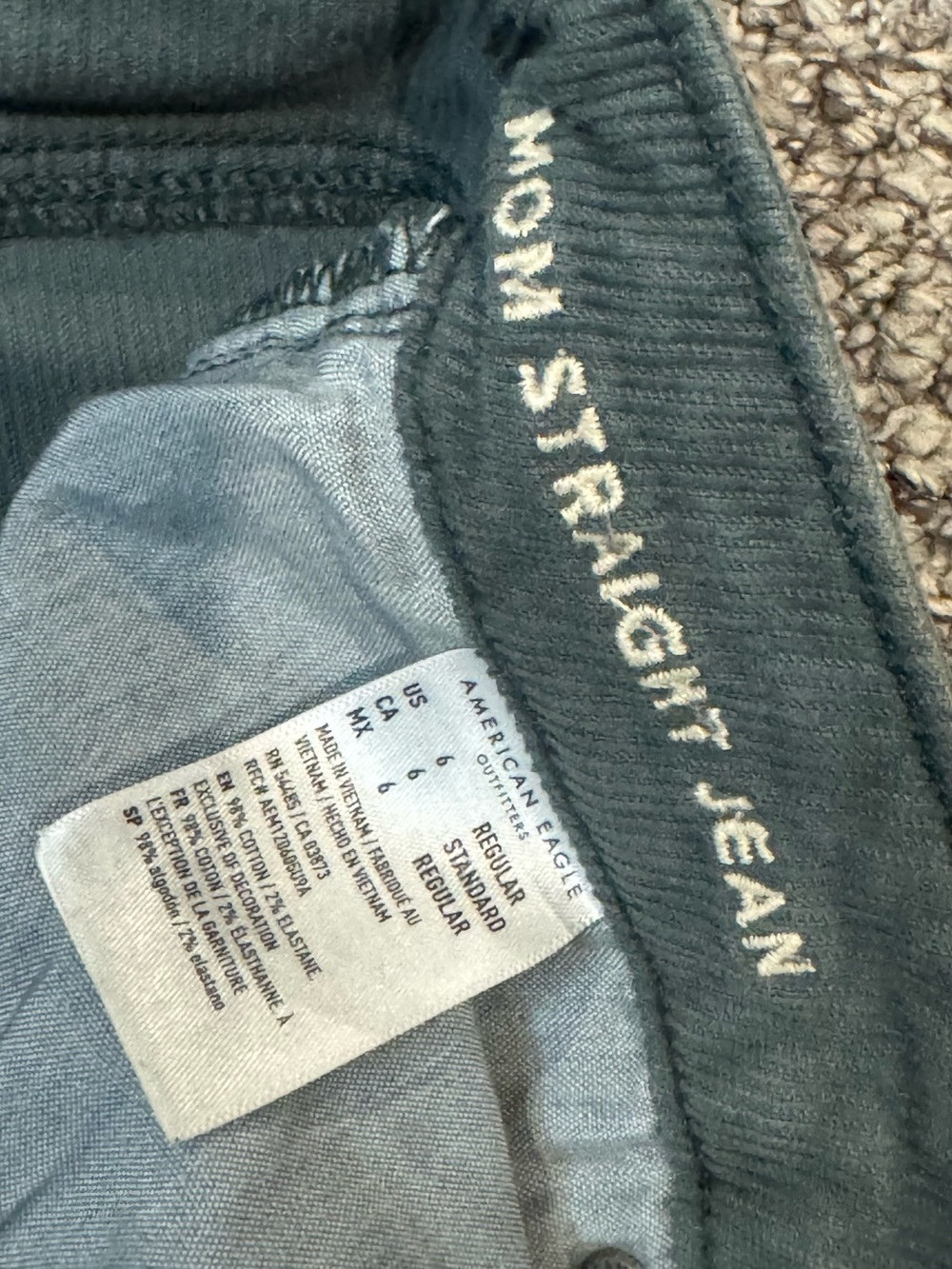 American Eagle Outfitters High-Rise Straight Leg “Mom” Jeans in Green - Picture 5 of 6